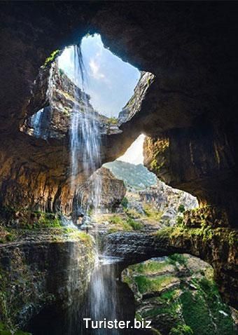 گشت و گذار در زیباترین آبشارهای جهان