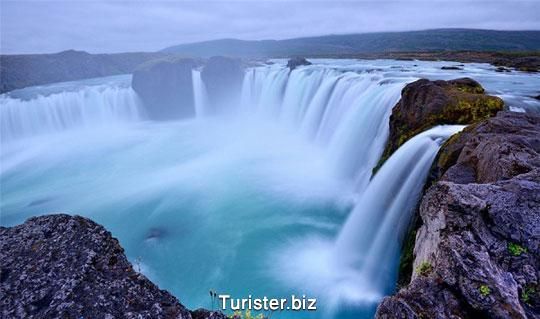 گشت و گذار در زیباترین آبشارهای جهان