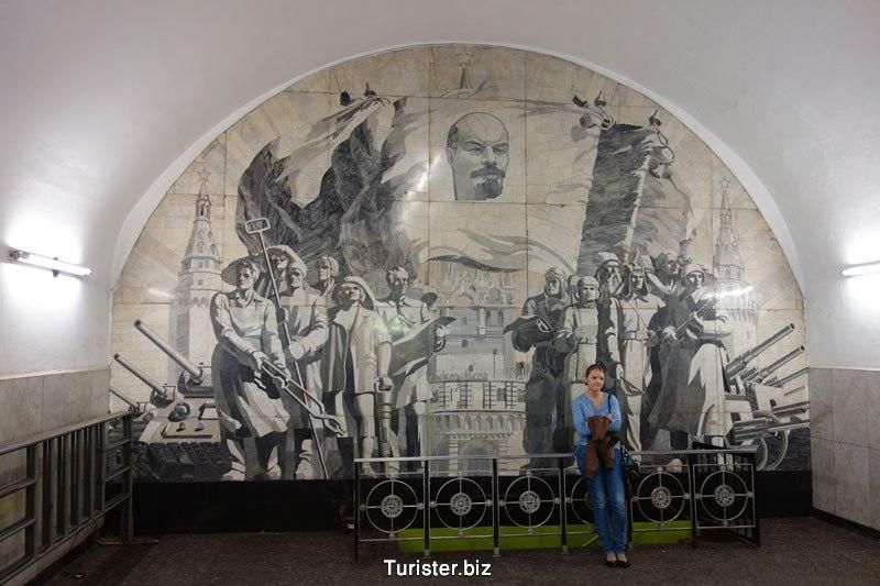 beautiful moscow metro stations (21)